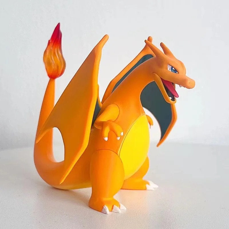 10cm Charizard Pokémon Action Figure