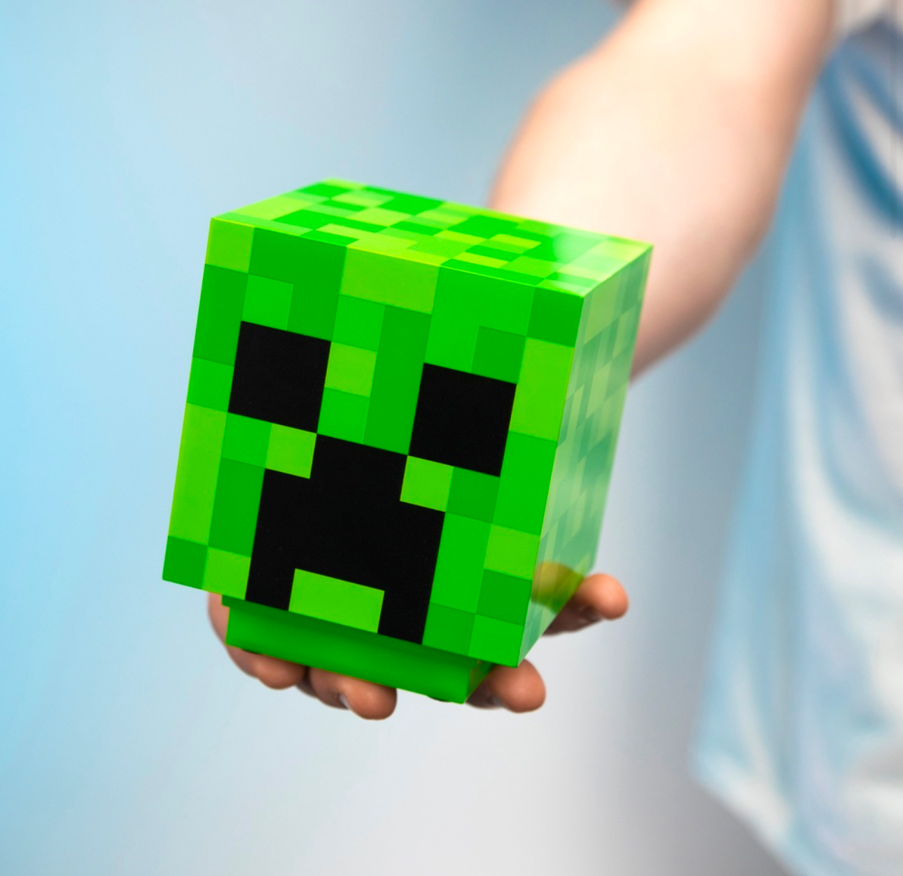 Minecraft Green Creeper Light Sounds When Turned On
